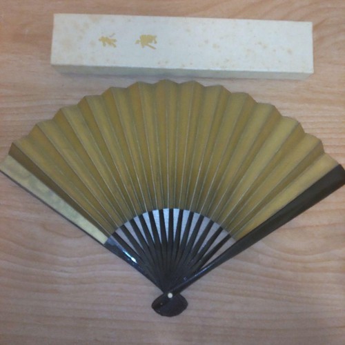 Suehiro gold silver fan - silver,