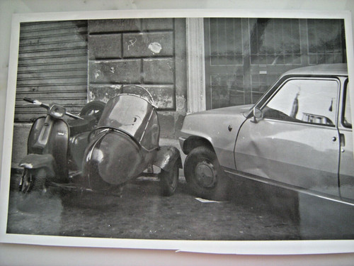 Photo vespa piaggio - b/w,