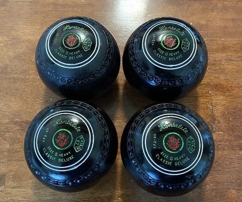 Henselite lawn bowls set - lawn, of