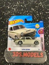 LOTUS CORTINA CREAM Hot Wheels