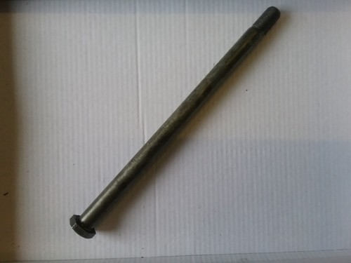 Rd500lc front wheel axle - wheel,