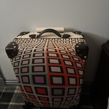 globetrotter suitcase