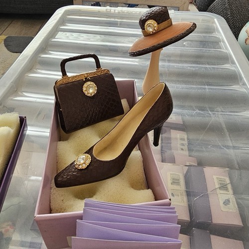 The shoe fits - the,
