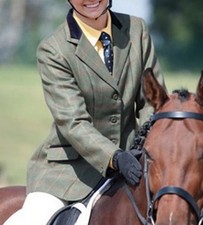 Teenage - ladies Uk 6 - 8. Sz