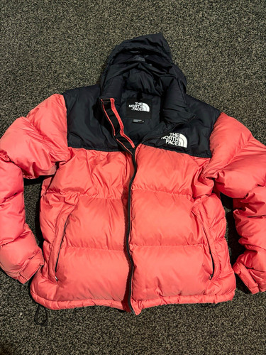 The north face nuptse - face,