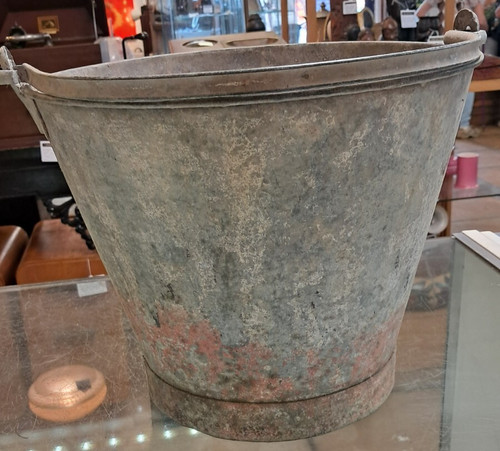 Vintage medium sized - vintage, medium-sized