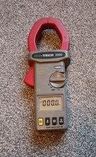 ISO-TECH 2000A CLAMP METER-