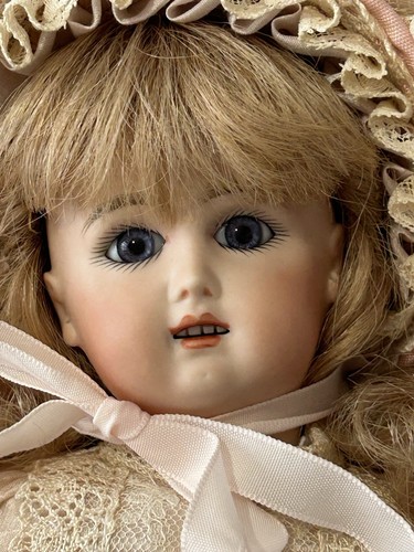 Bravot antique doll porcelain - bravot,