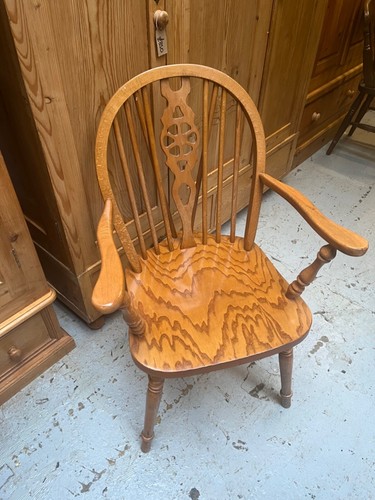 Used oak wheel back carver - used,