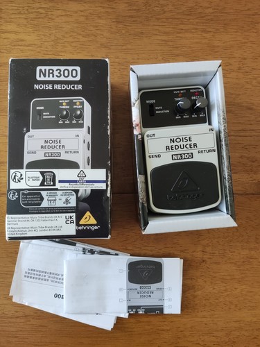 Behringer 300 - nr,