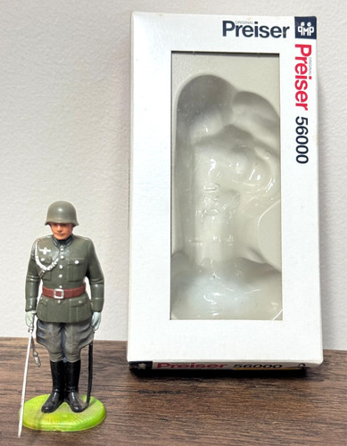 Elastolin preiser officer - elastolin, by