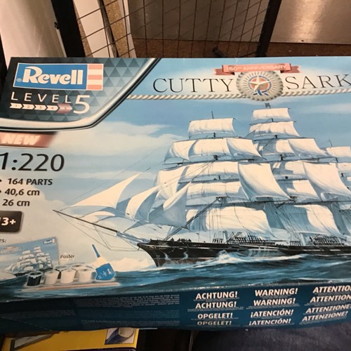 Revell cutty sark model - sark, kit