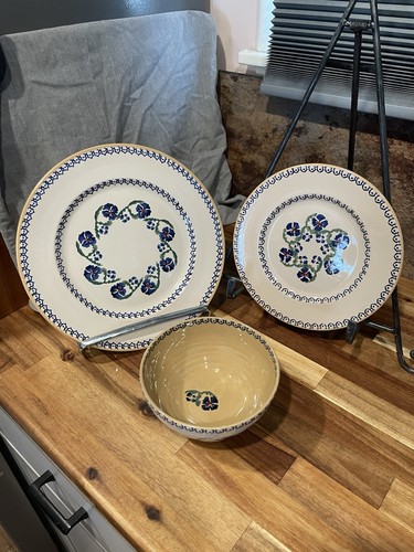 Nicholas mosse pottery - mosse,