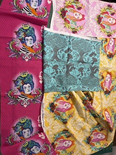 Tula pink curiouser - tula,