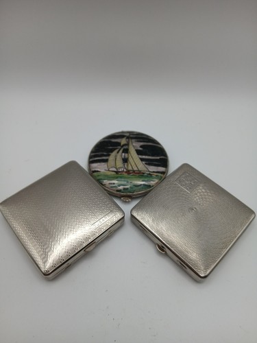Job lot vintage powder - of,