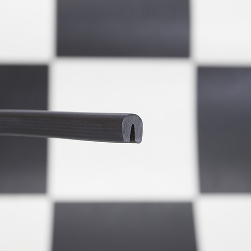 Small black rubber channel - rubber,