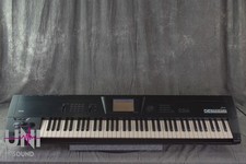 KORG Trinity Pro BK Music Workstation DRS synthesizer in Good condition