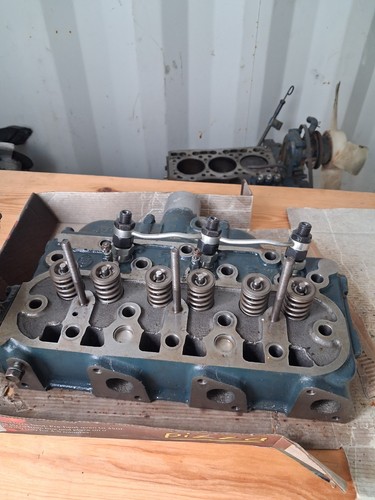 Cylinder head suit kubota - cylinder,