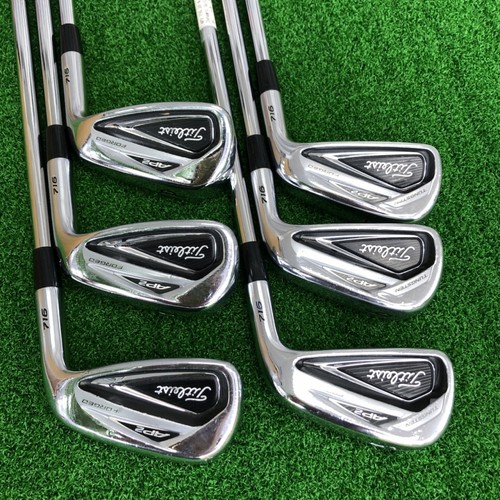 Titleist iron set - 5-p,