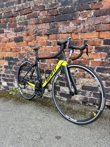 Giant road bike - ,