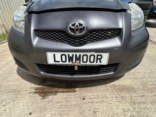 Toyota yaris front - yaris,, bumper
