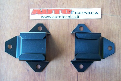 Pair rear bumper brackets - rear,