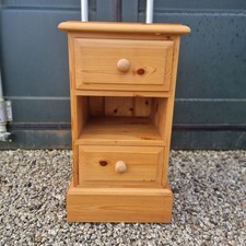 Traditional Solid Pine Bedside