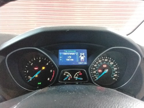 Instrument cluster ford focus - ford,