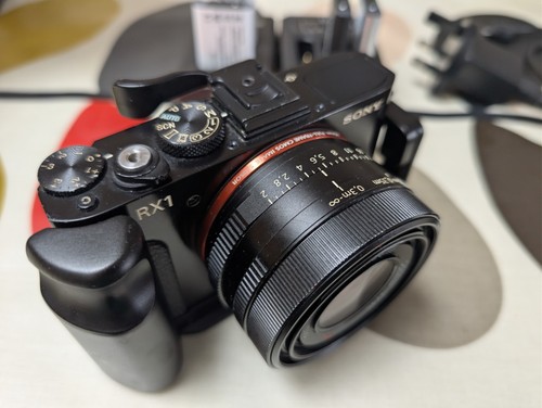 Sony dsc rx1 24mp - dsc-rx1,