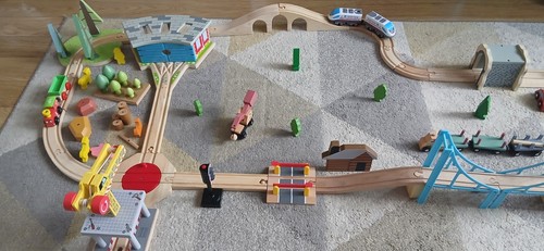 Wooden train set - wooden,