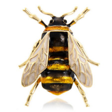Very Realistic Cute Bumble Bee