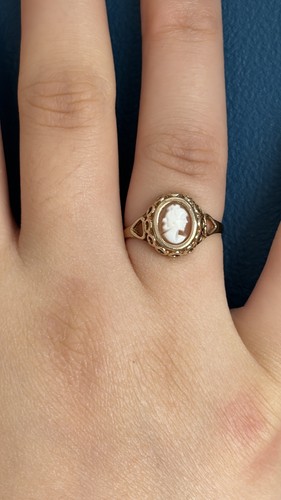 Vintage 9ct gold carved - vintage,