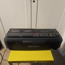 Hitachi TRK-3D30E Boombox