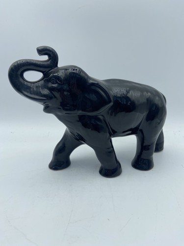 Art deco elephant - elephant, in