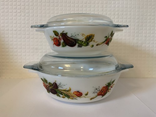 Two vintage jaj pyrex - vintage, market