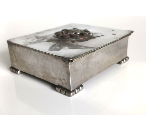 Pewter trinket box - pewter,