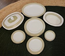 ROYAL DOULTON SONNET DINNER