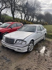 W202 Mercedes 