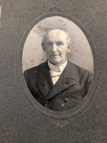 1900 cabinet card man - cabinet, card-man