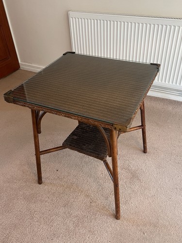 Vintage side table - table, loom