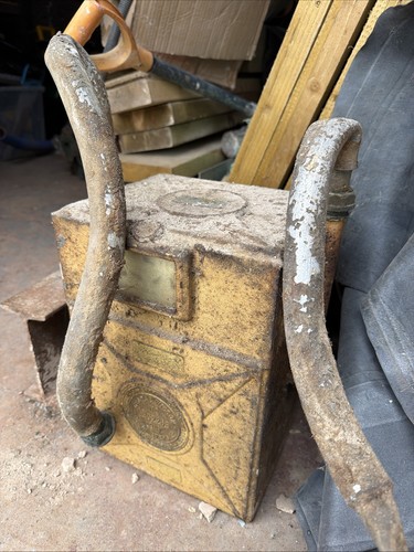 Old gas meter collectable - meter,,