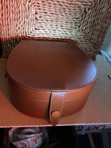 Vintage brown leather - ,