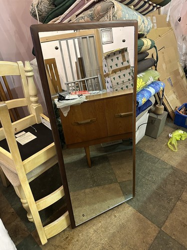 Wall mirror dressing - wall, table