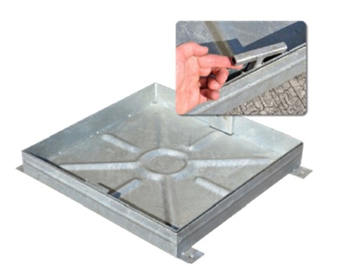 Heavy duty recessed manhole - heavy,