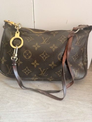 Louis vuitton monogram - louis,