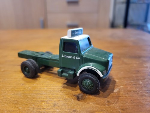 Ertl scale thomas - scale, dyson