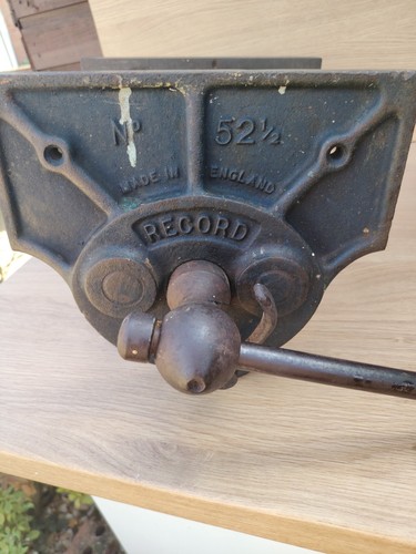 Record 2 wood - no, 52