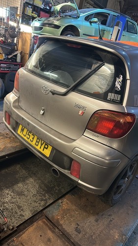 Toyota yaris breaking - yaris, 1.5