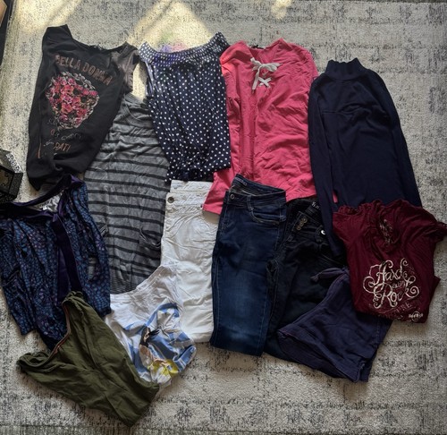 Items vintage womenswear - 13,
