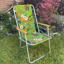 Green Floral High Back Deck